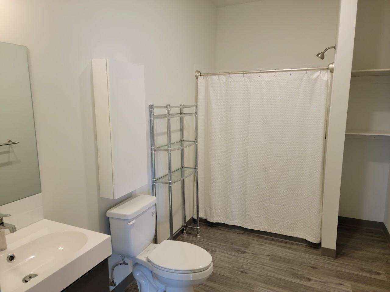 121 Honeysuckle Street #B - Photo 7 of 15