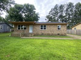 featured image of 122 Young Street #1