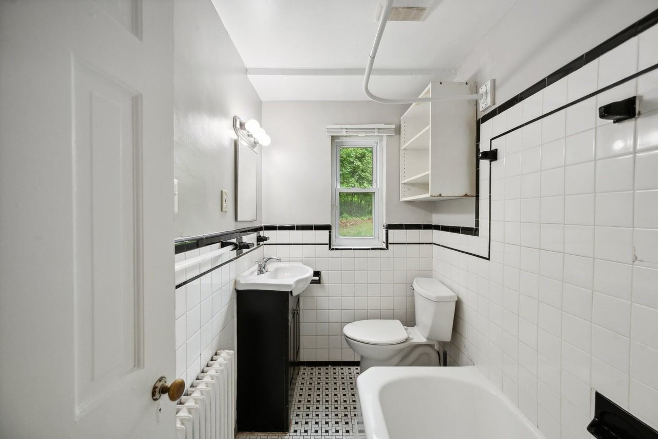 4504 Guilford Rd #1 - Photo 7 of 11