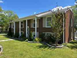 featured image of 211 Heights Avenue #1