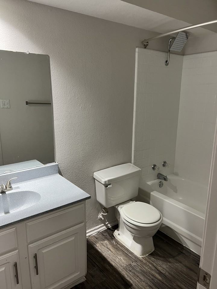 5962 Westcreek Drive - Photo 4 of 22