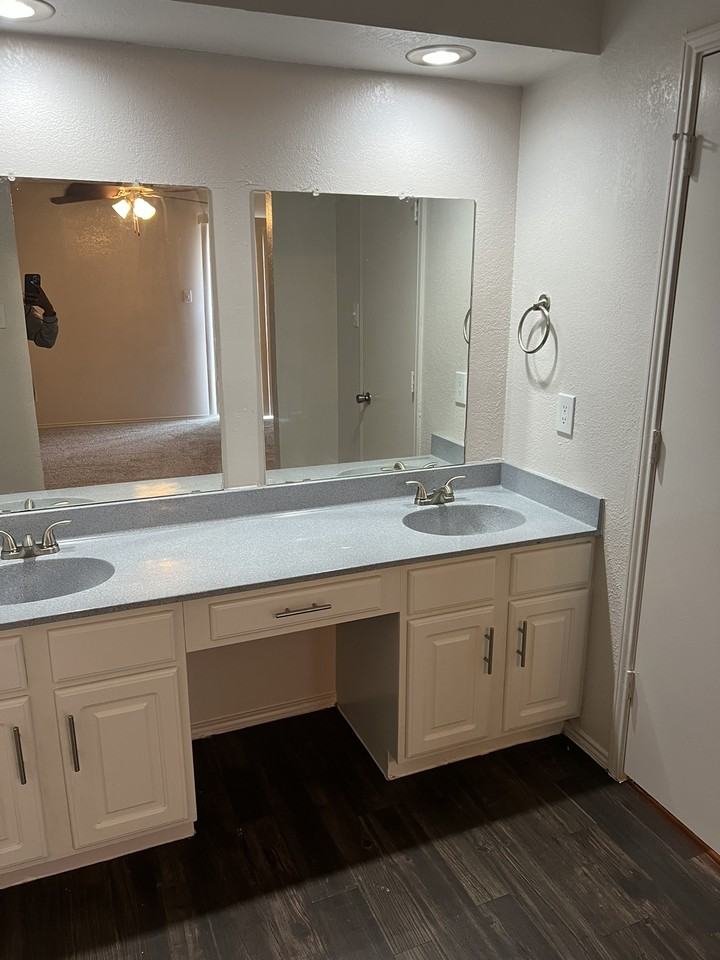 5962 Westcreek Drive - Photo 7 of 22