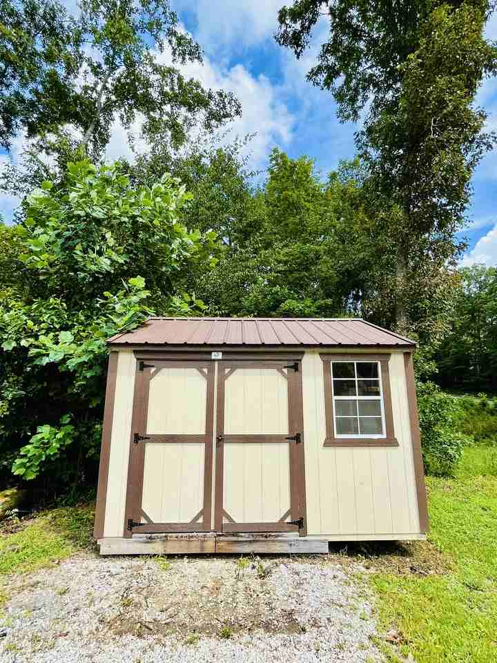 169 Henley Rd #1 - Photo 4 of 28