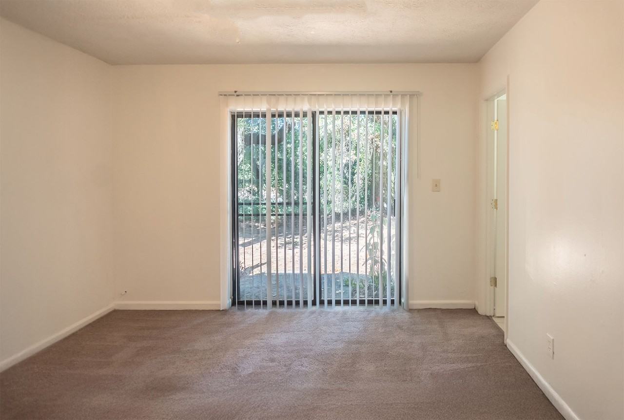 2540 Bilbrey Dr Apt B #B - Photo 5 of 21