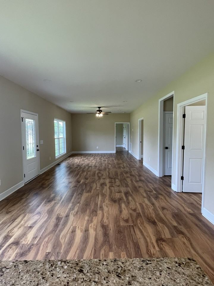 1406 Old Estill Springs Rd #1 - Photo 4 of 12