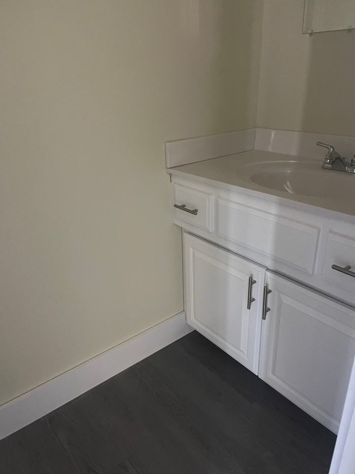 206 Honeysuckle Ln #1 - Photo 7 of 9