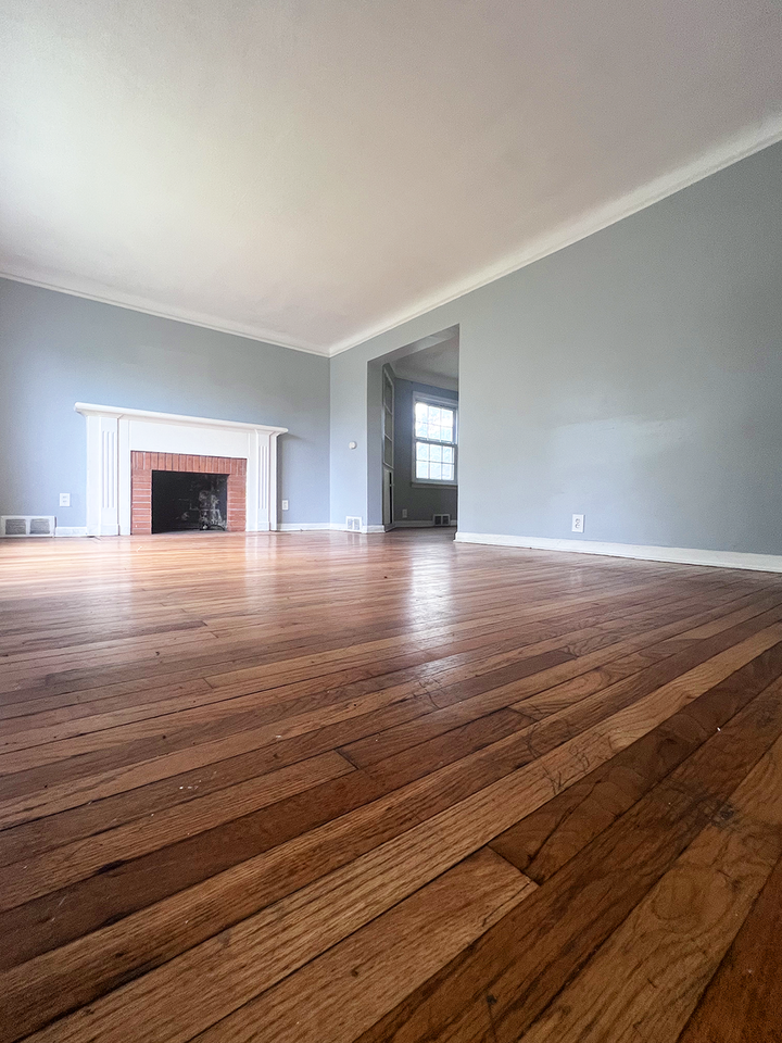 20926 Moross Rd #1 - Photo 5 of 11