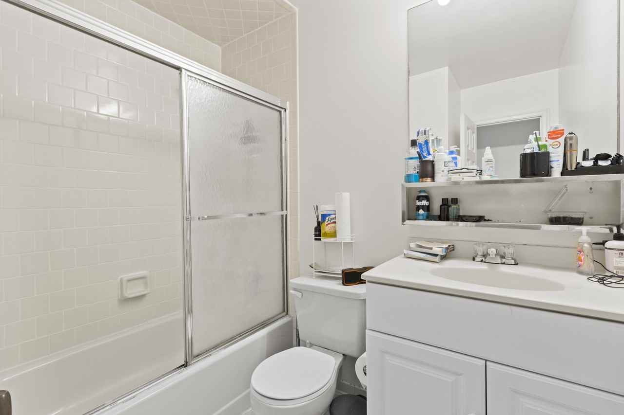 8809 38th Ave #1 - Photo 4 of 10