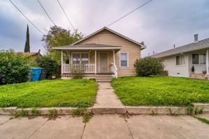 featured image of 1204 Ramirez Street
