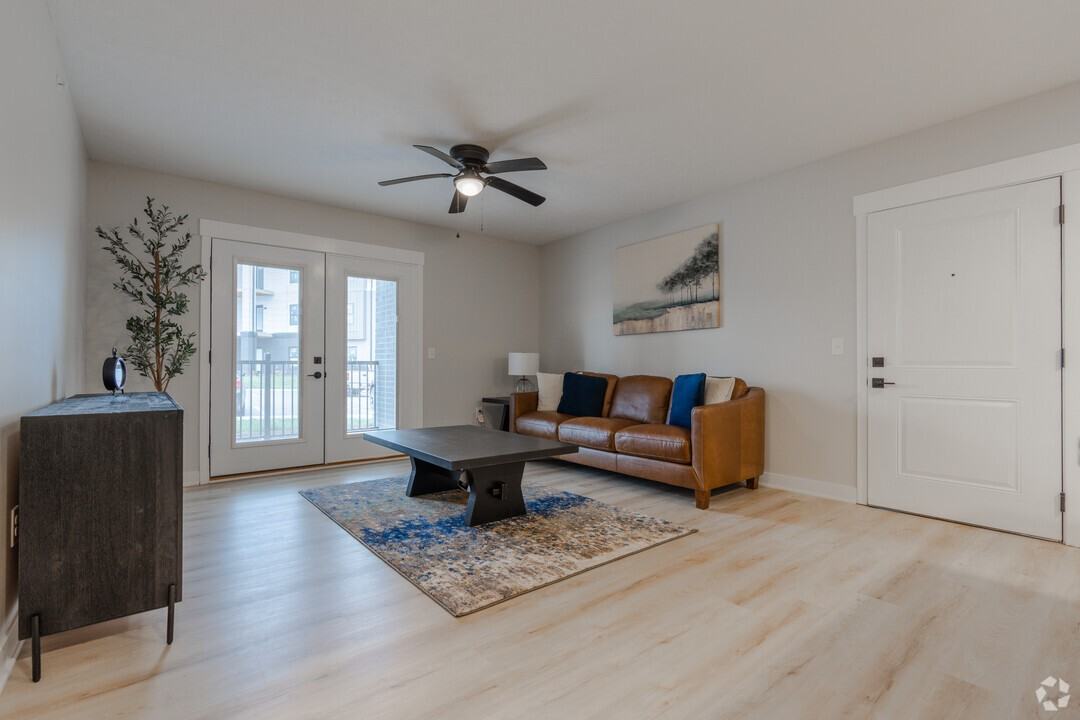 9926 Moore Hill Pl #9926-303 - Photo 4 of 24