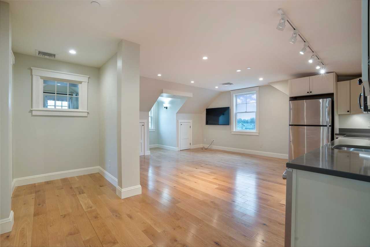 2178 Post Rd #300 - Photo 4 of 32