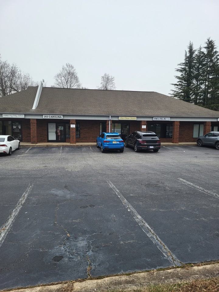 702 West Main Street #D - Photo 4 of 4