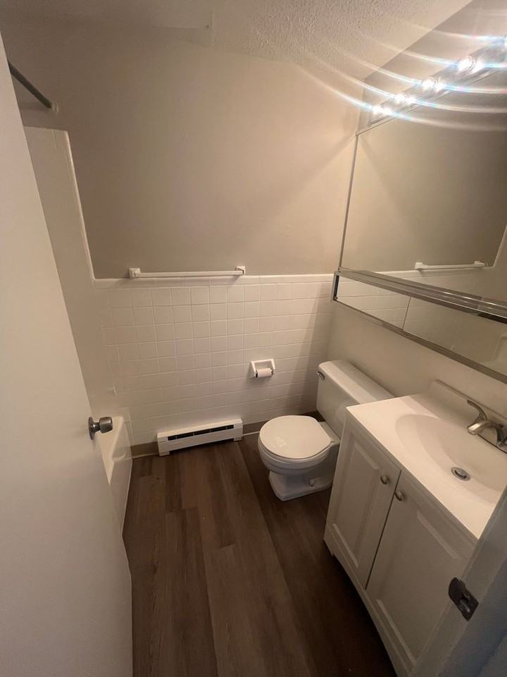 14-18 America St - Photo 4 of 13