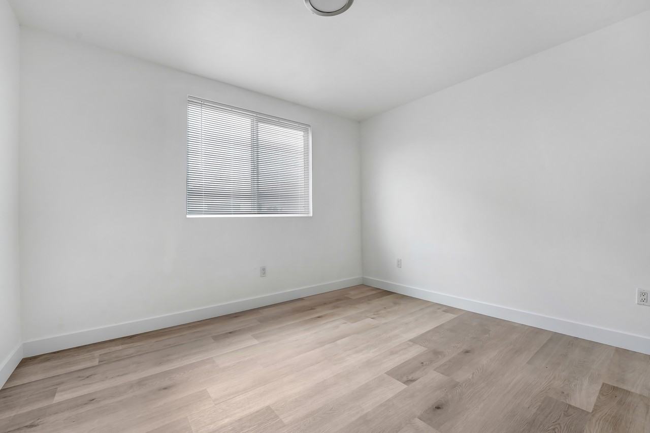 2437 Malabar Street #2437-1-2 - Photo 7 of 28