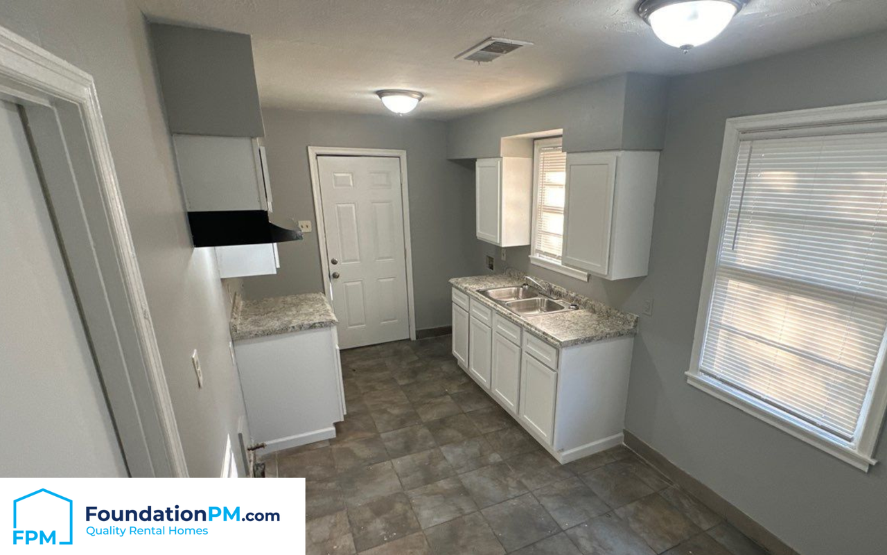 1776 S Goodlett St #1 - Photo 6 of 15