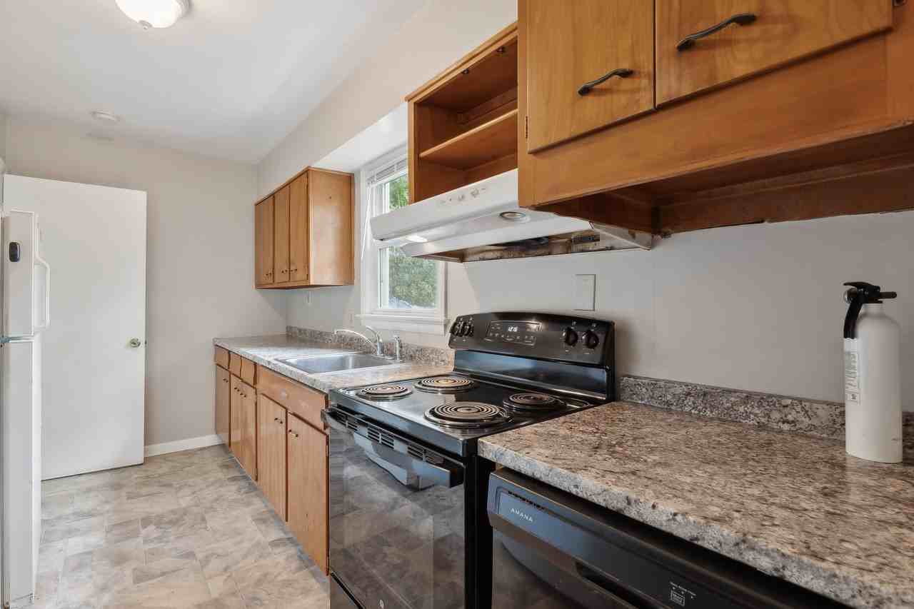 7510 Girard Ave #1 - Photo 3 of 5