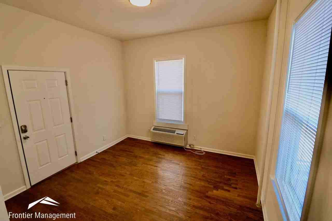 412 N 11th - Photo 2 of 18
