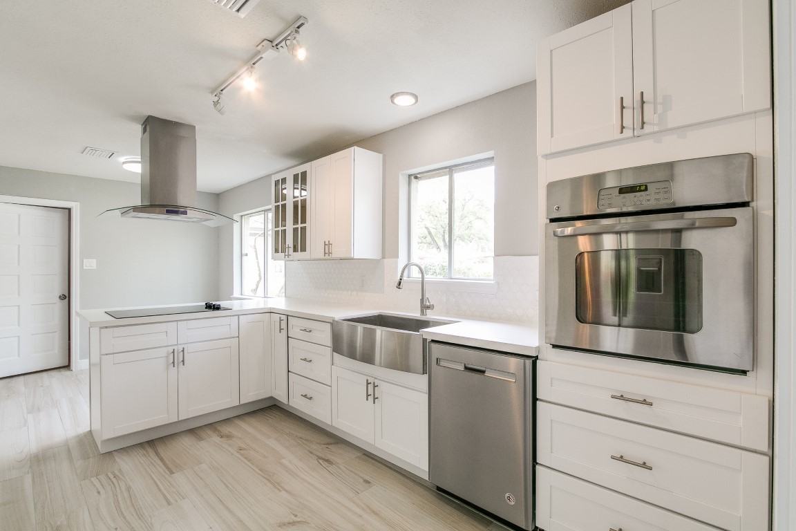 10827 Tupper Lake Dr #1 - Photo 2 of 37