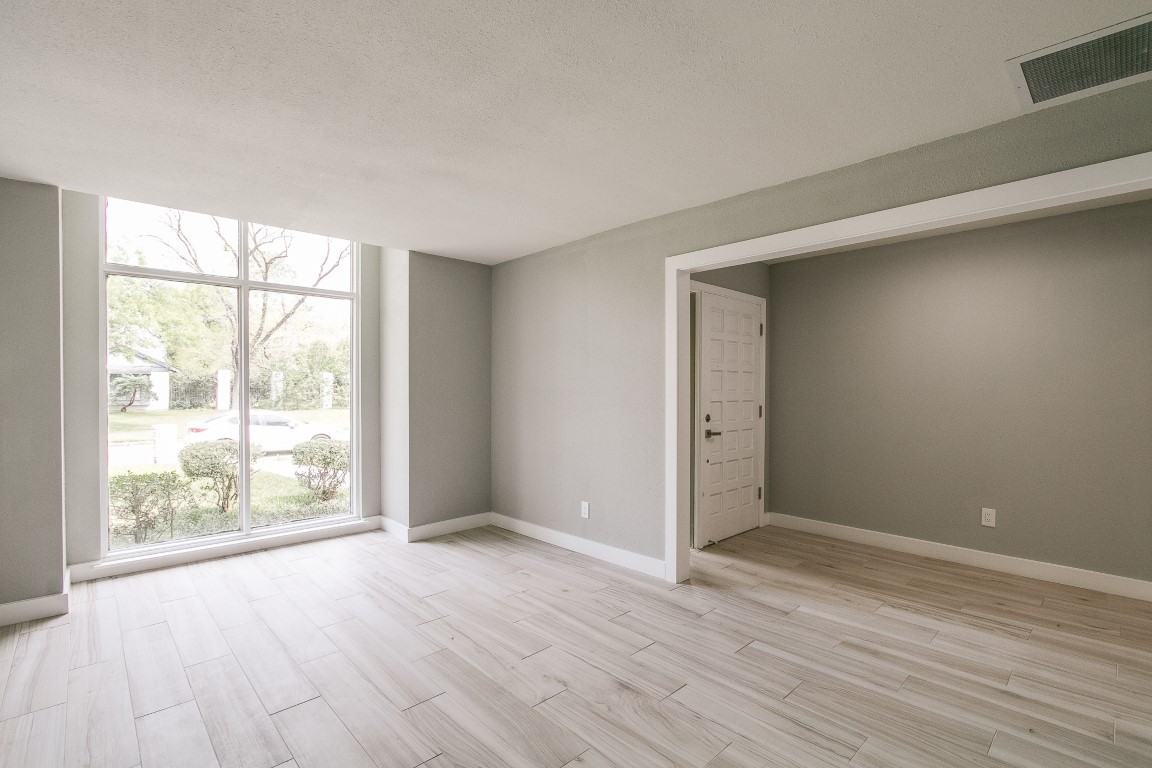 10827 Tupper Lake Dr #1 - Photo 7 of 37