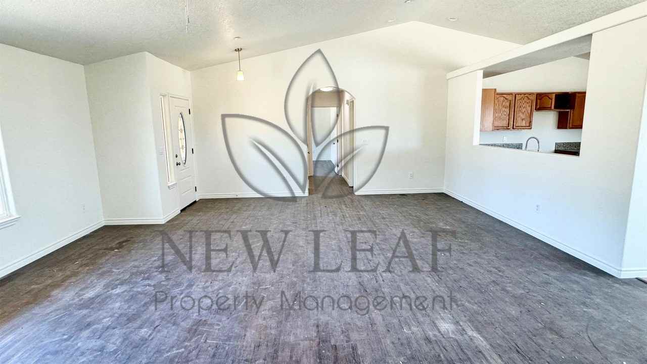 4290 Smoke Tree Road #1 - Photo 2 of 20