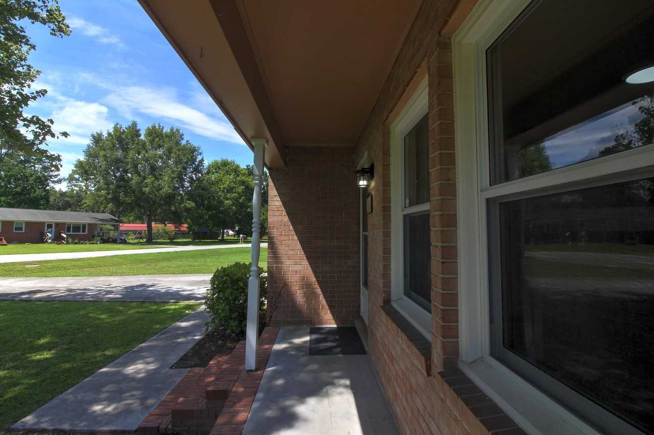 105 Sandy Lane #1 - Photo 3 of 32