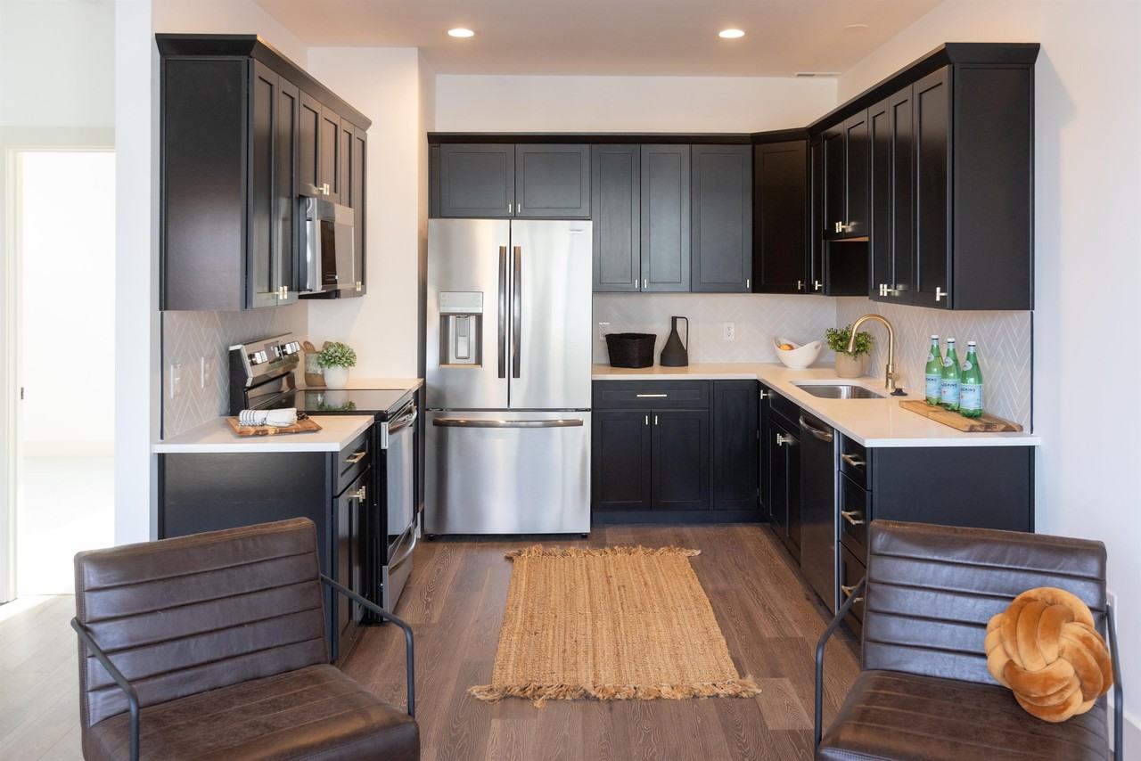 1523 Marlowe Ave #1523 - Photo 3 of 10