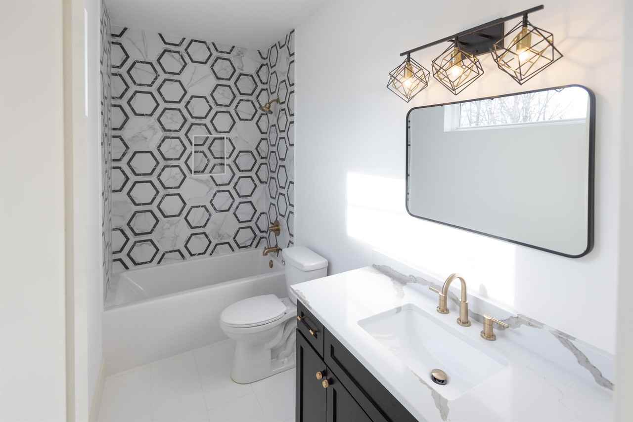 1523 Marlowe Ave #1523 - Photo 4 of 10