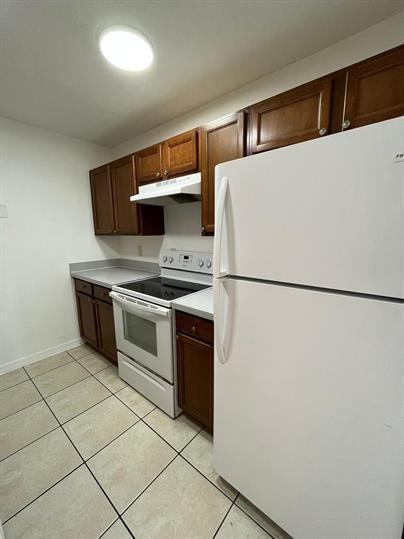 2932 Northwest 55th Avenue #1C - Photo 3 of 9