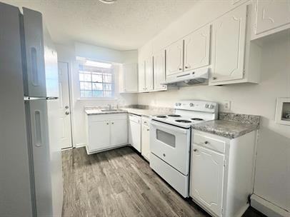 3257 Warringwood Drive #3257B - Photo 3 of 14