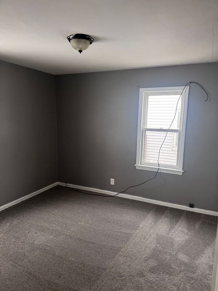 15401 Benhoff Drive - Photo 3 of 7