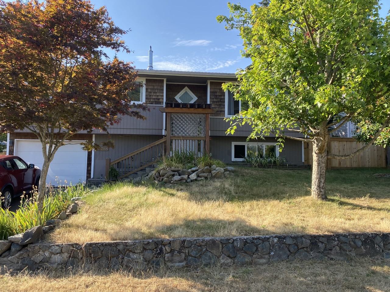 3788 Howden Drive #LOWER