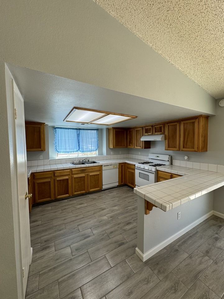 612 Calle Orlando #1 - Photo 4 of 16