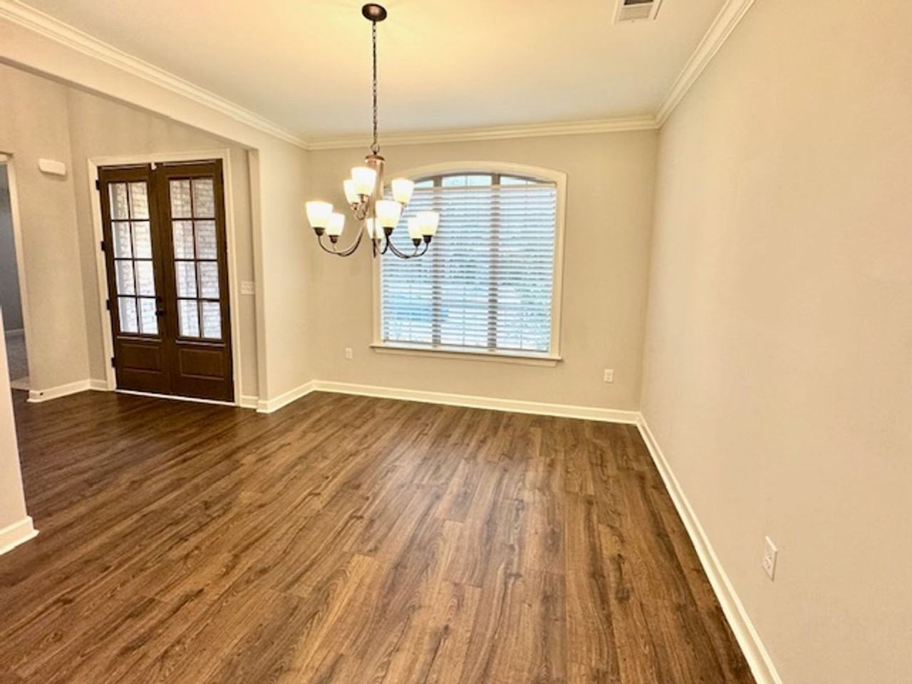 6668 Shenandoah Ln - Photo 4 of 21