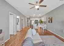 718 S Laclede Ct #100 - Photo 2 of 18