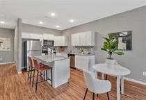 718 S Laclede Ct #100 - Photo 4 of 18