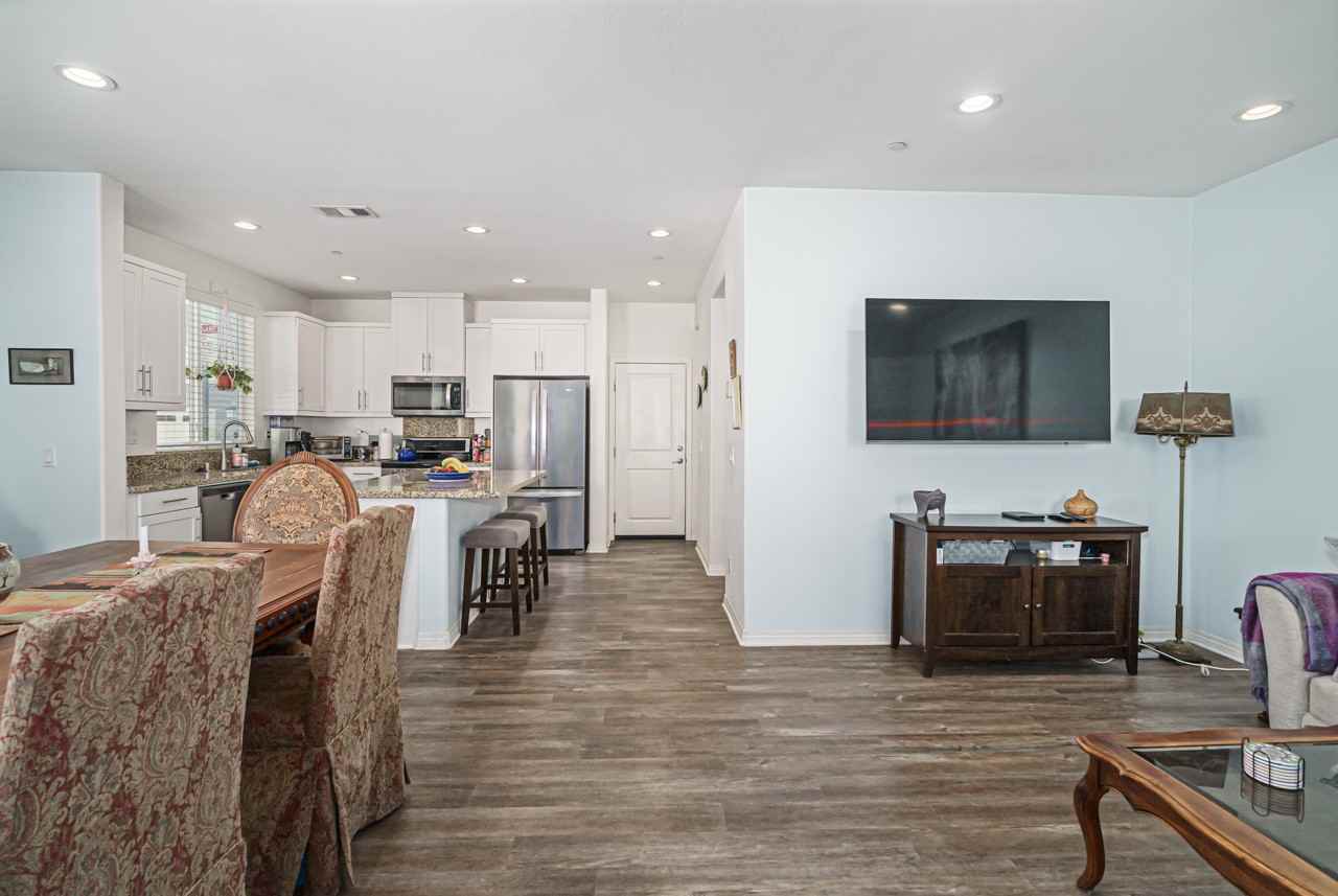 512 Heron Lane #1 - Photo 3 of 18