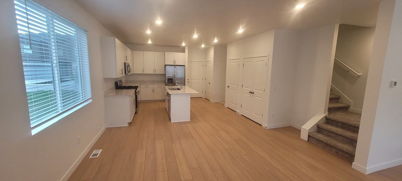 2284 N Wildwood Ln #1 - Photo 5 of 21