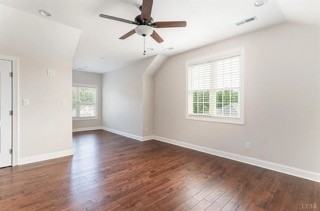 1060 Governors Lane #1 - Photo 7 of 12