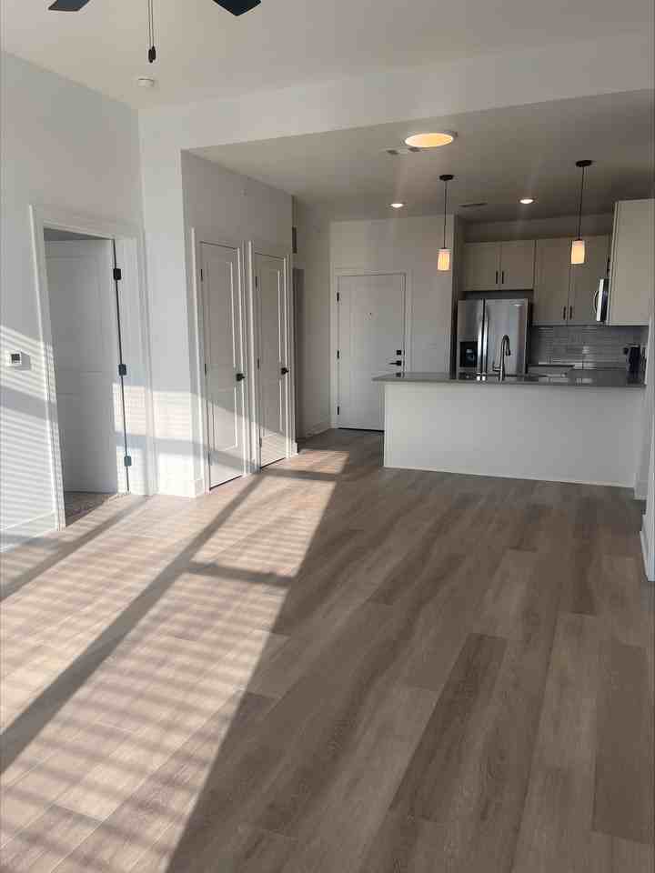 Northeast Shoal Creek Parkway #300 - Photo 5 of 6