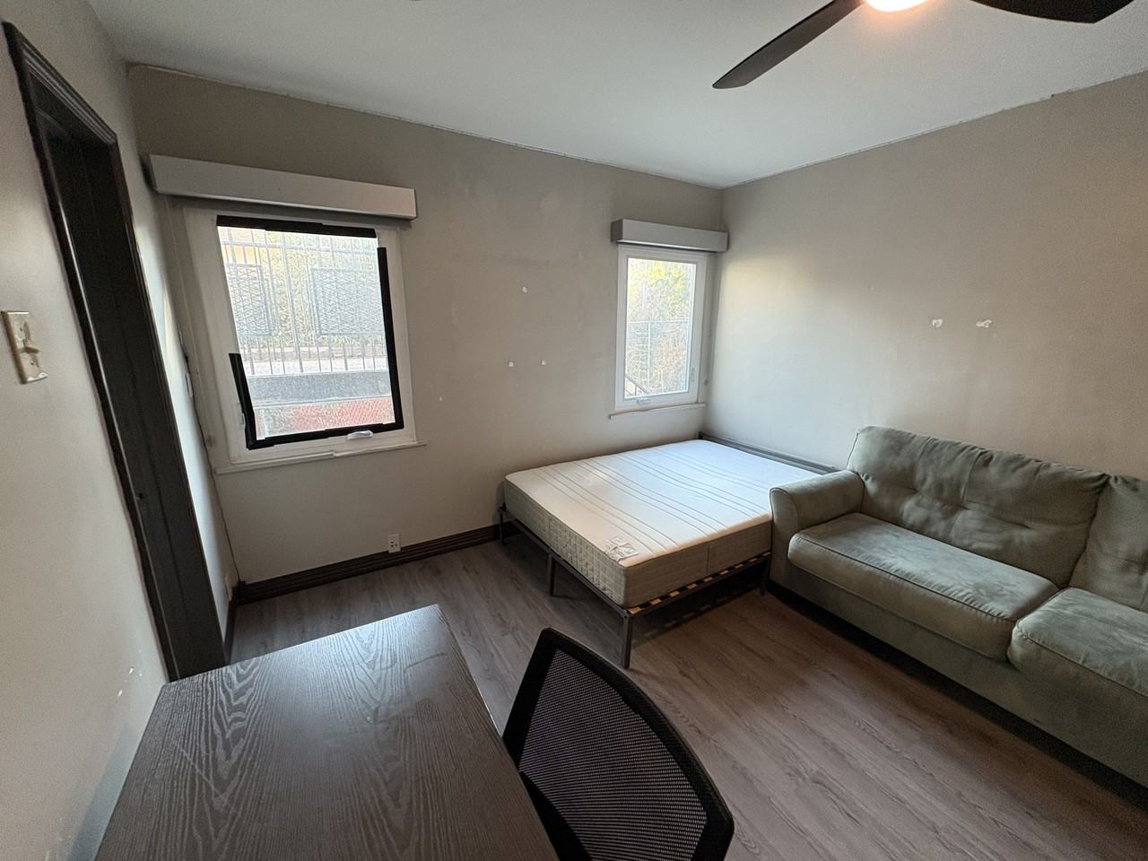 519 Landfair Avenue - Photo 5 of 25