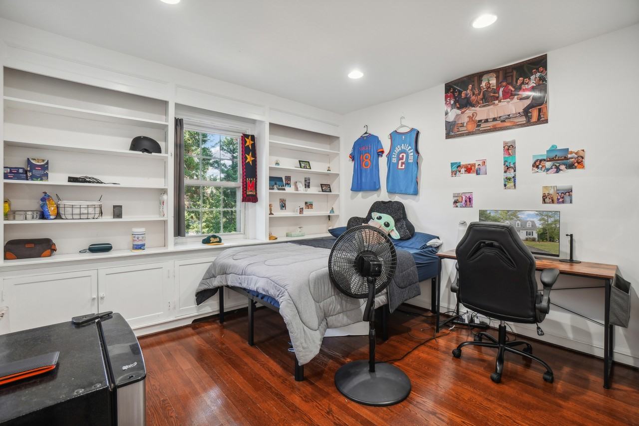 8310 48th Avenue #1 - Photo 4 of 7