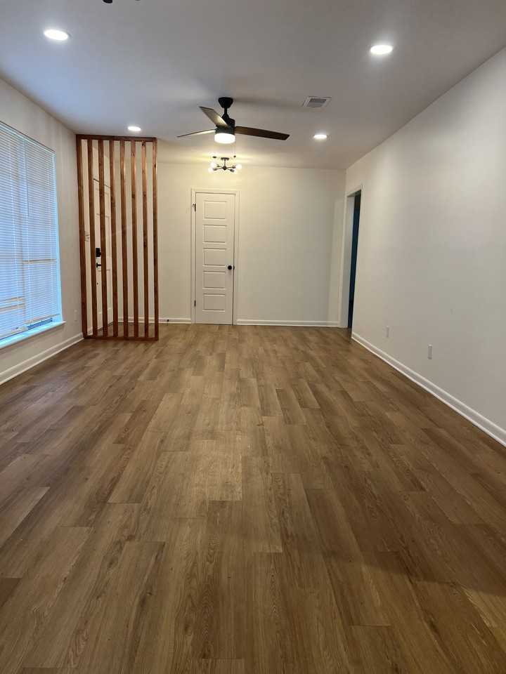 626 Georgia Avenue #1 - Photo 4 of 27