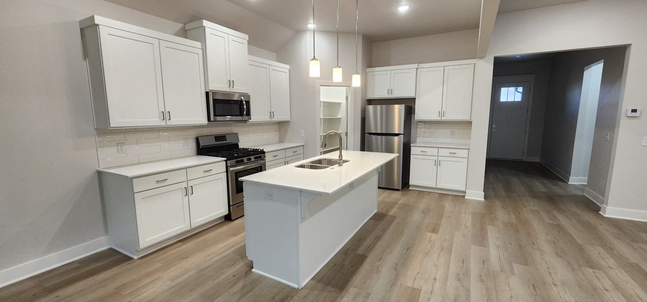 5301 Southwest Firethorn Lane #1 - Photo 5 of 14