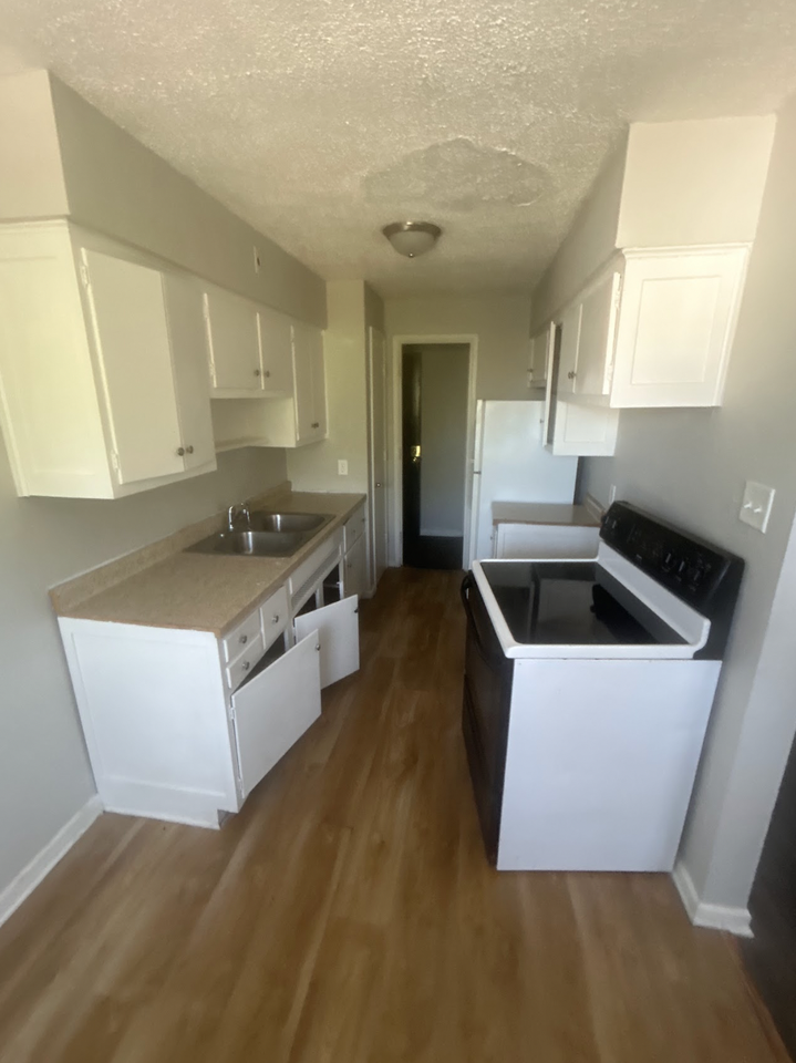 907 Wheatley Ave #6 - Photo 5 of 10