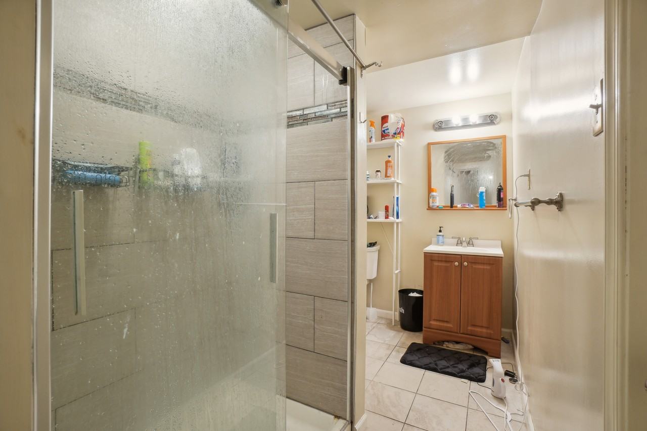 4618 Harvard Rd #1 - Photo 5 of 7