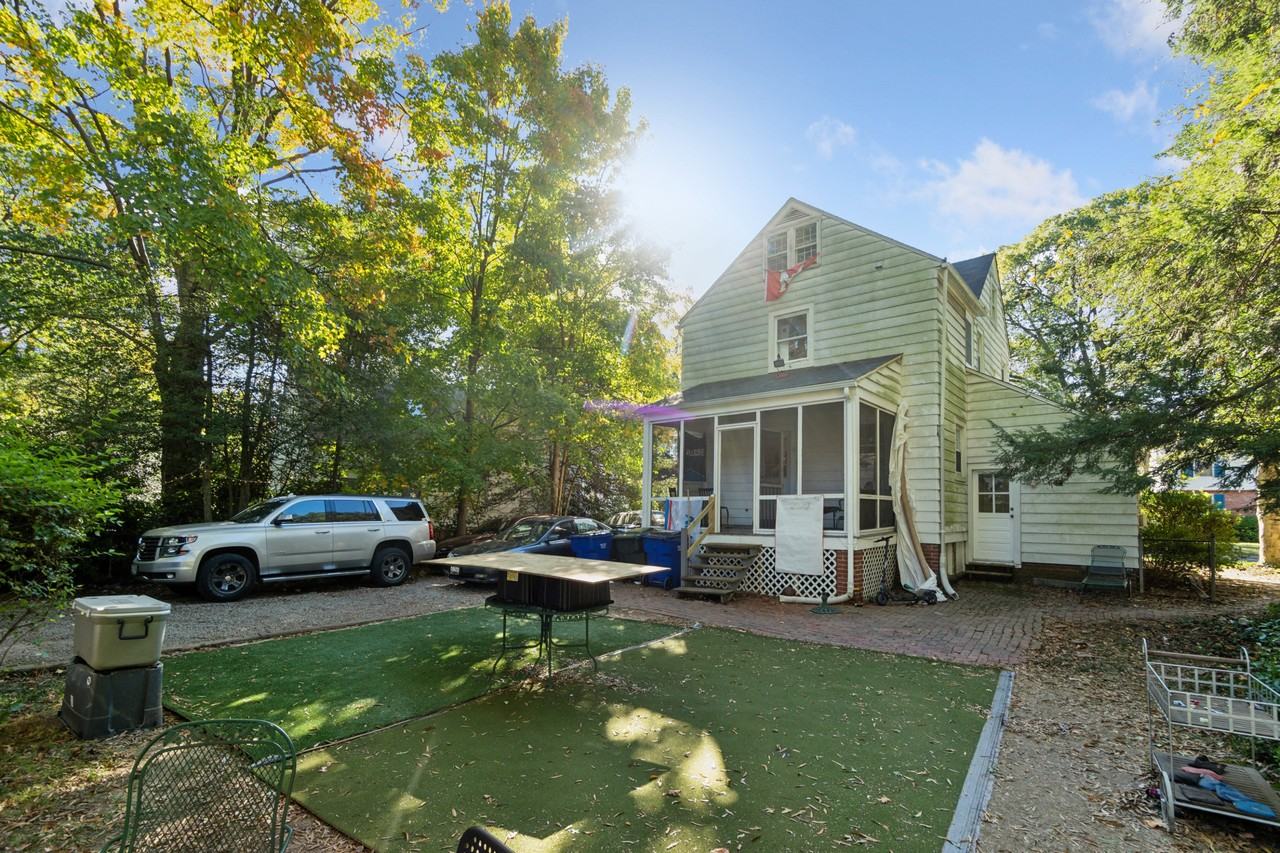 4618 Harvard Rd #1 - Photo 6 of 7