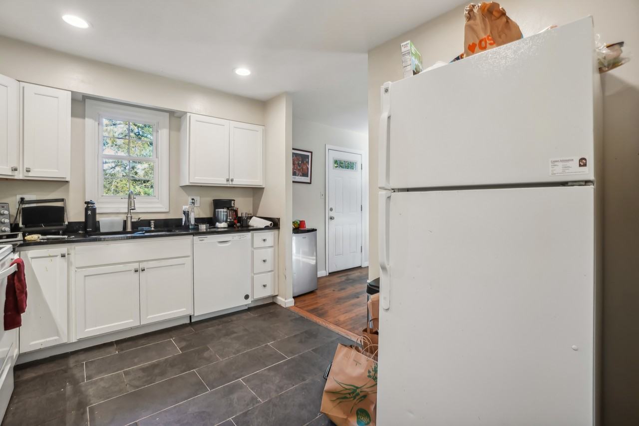 7404 Dartmouth Ave #1 - Photo 3 of 8