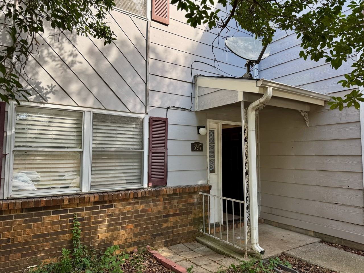 397 Oakland Rd #1 - Photo 2 of 20