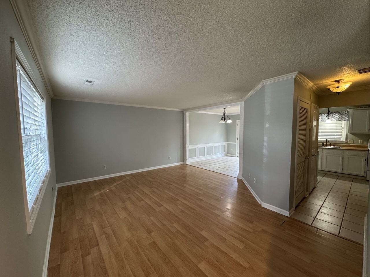 397 Oakland Rd #1 - Photo 3 of 20