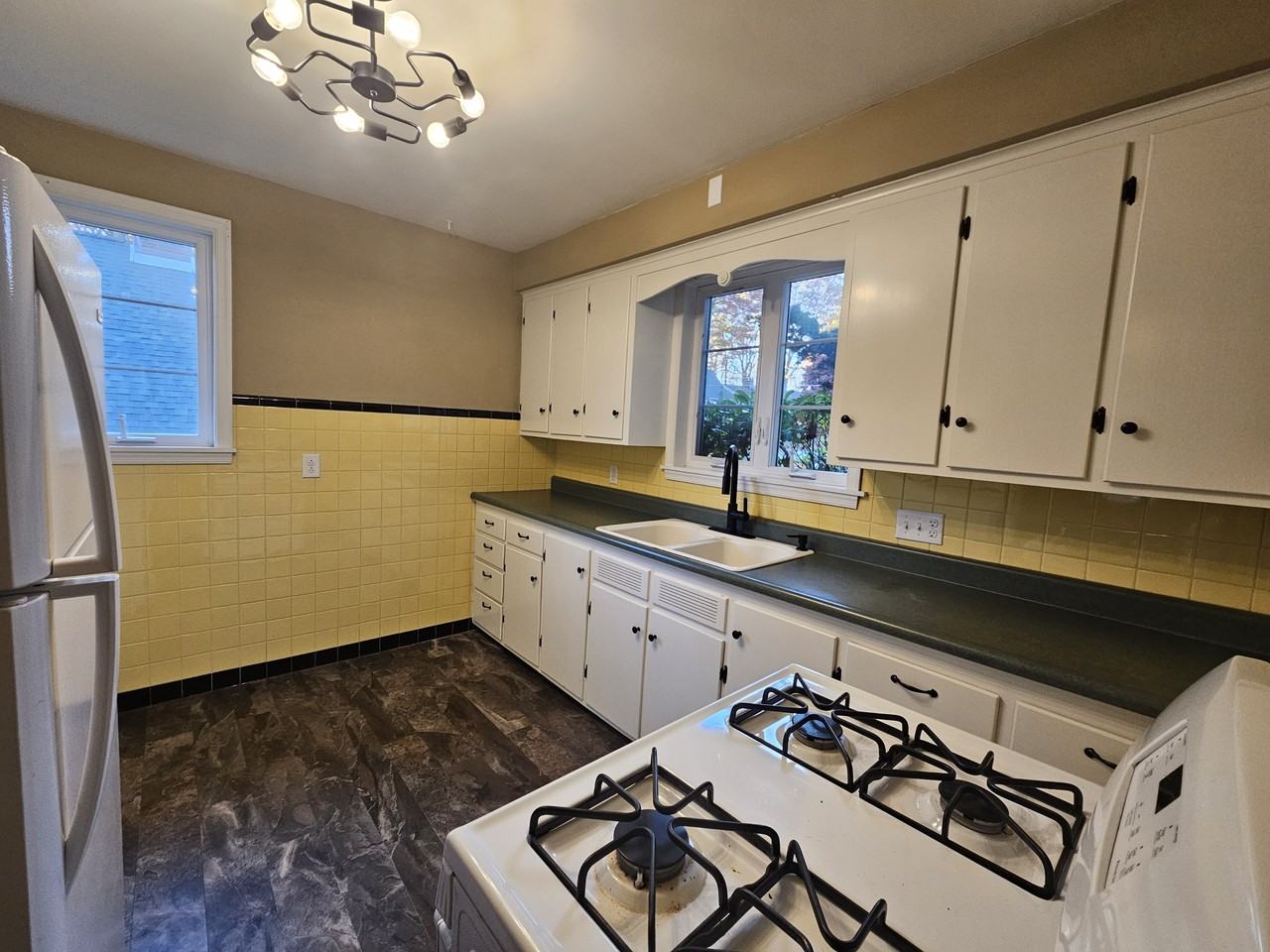 107 Upper Knapp Rd #1 - Photo 3 of 17